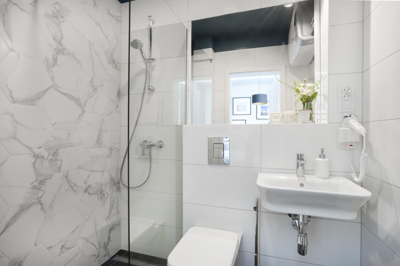 7 Continents Apartments Познань Экстерьер фото